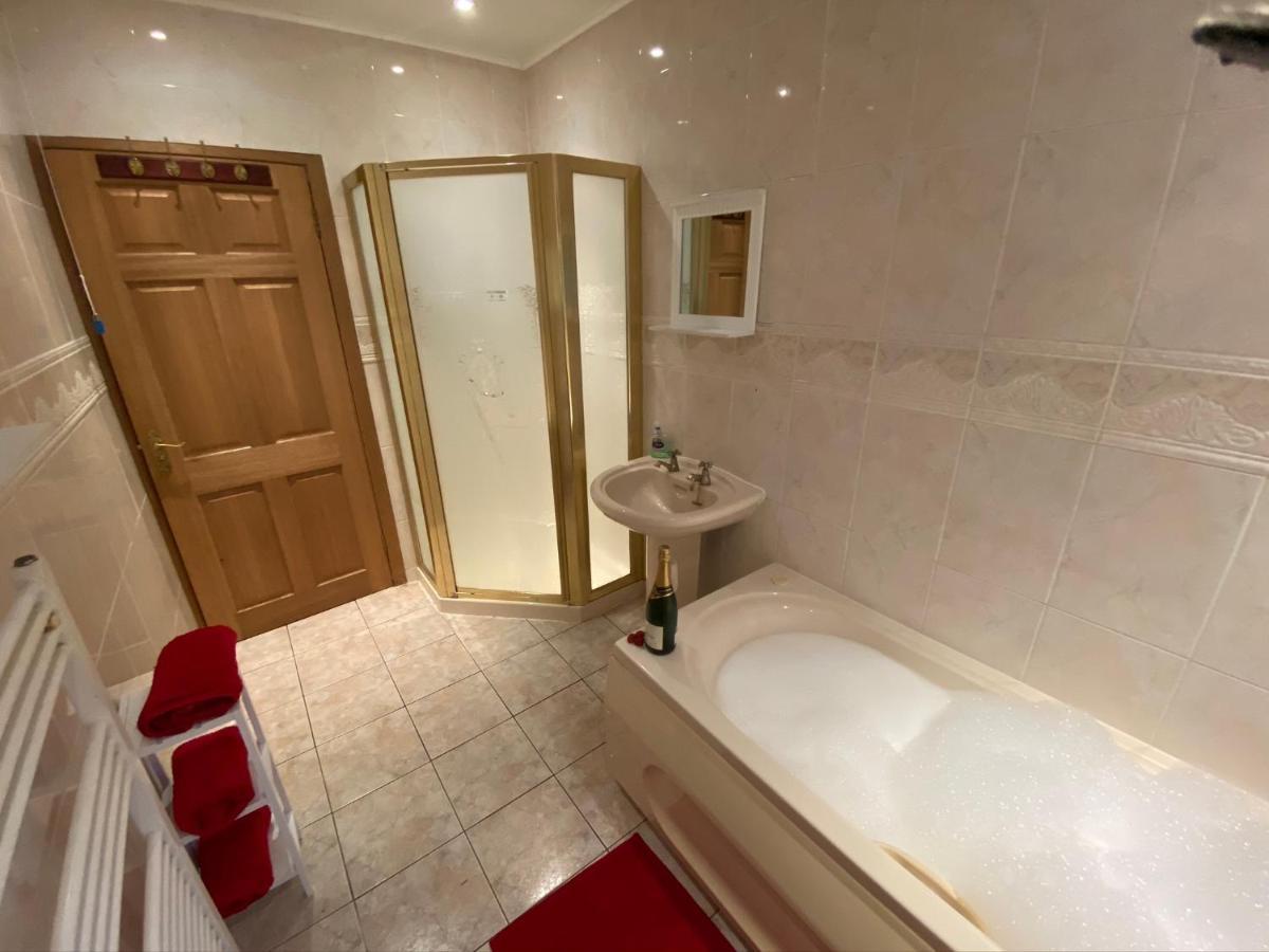 Tranquil Thornhill Cottage Retreat With Hot Tub Moniaive المظهر الخارجي الصورة